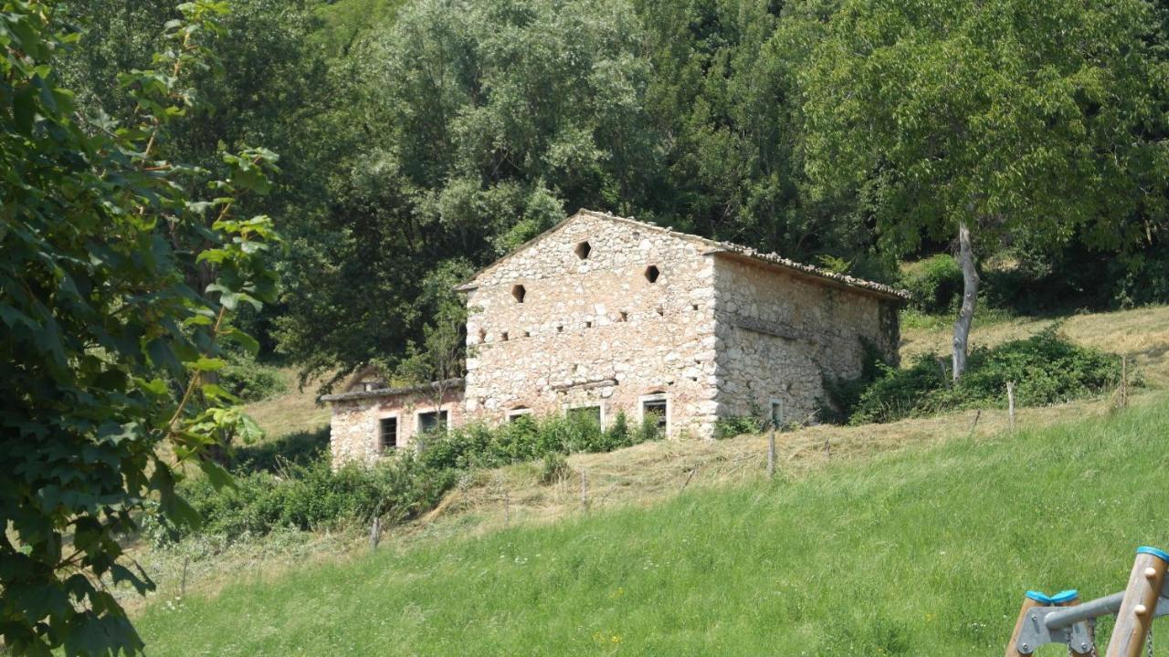Agriturismo Fattoria Monte Baldo Vista Lago Каприно Веронезе Екстериор снимка
