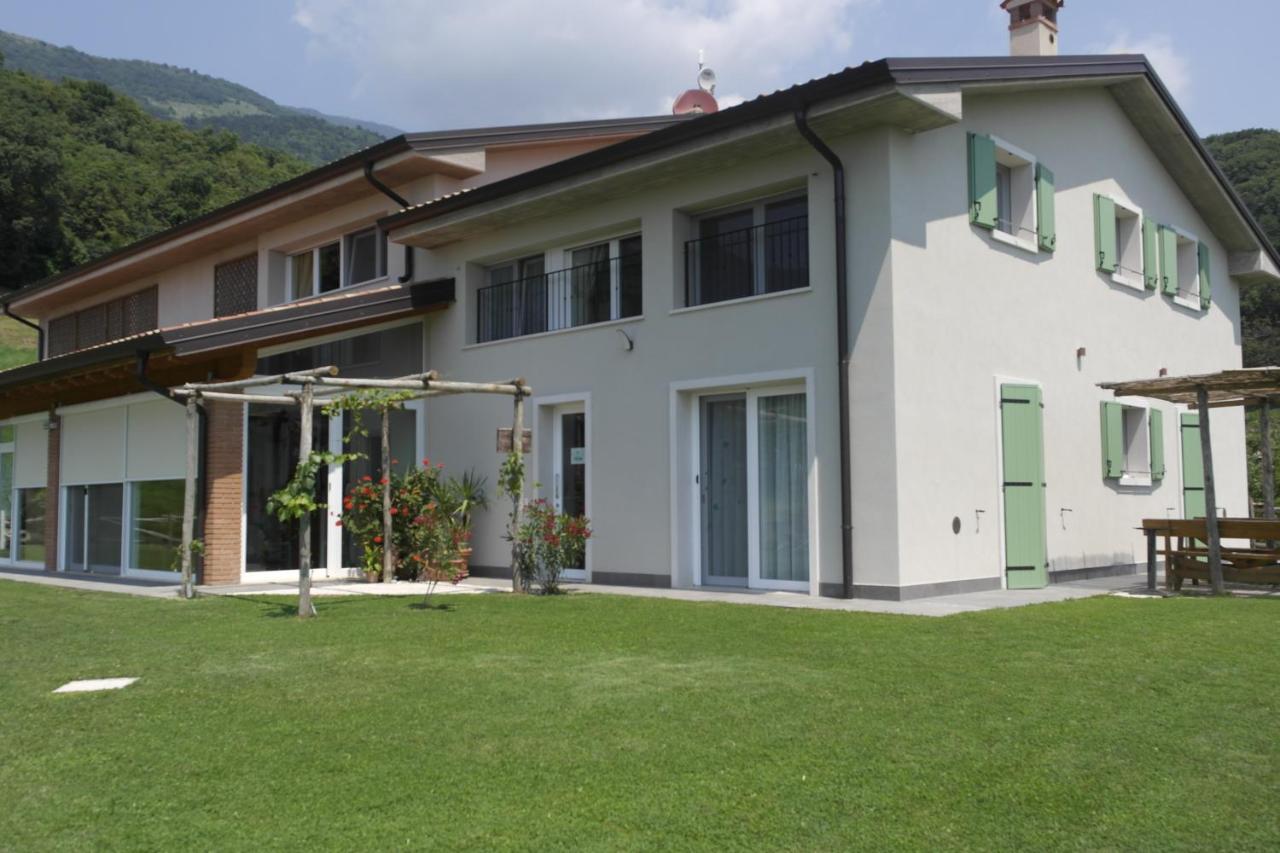 Agriturismo Fattoria Monte Baldo Vista Lago Каприно Веронезе Екстериор снимка