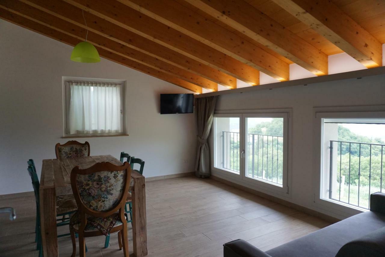 Agriturismo Fattoria Monte Baldo Vista Lago Каприно Веронезе Екстериор снимка