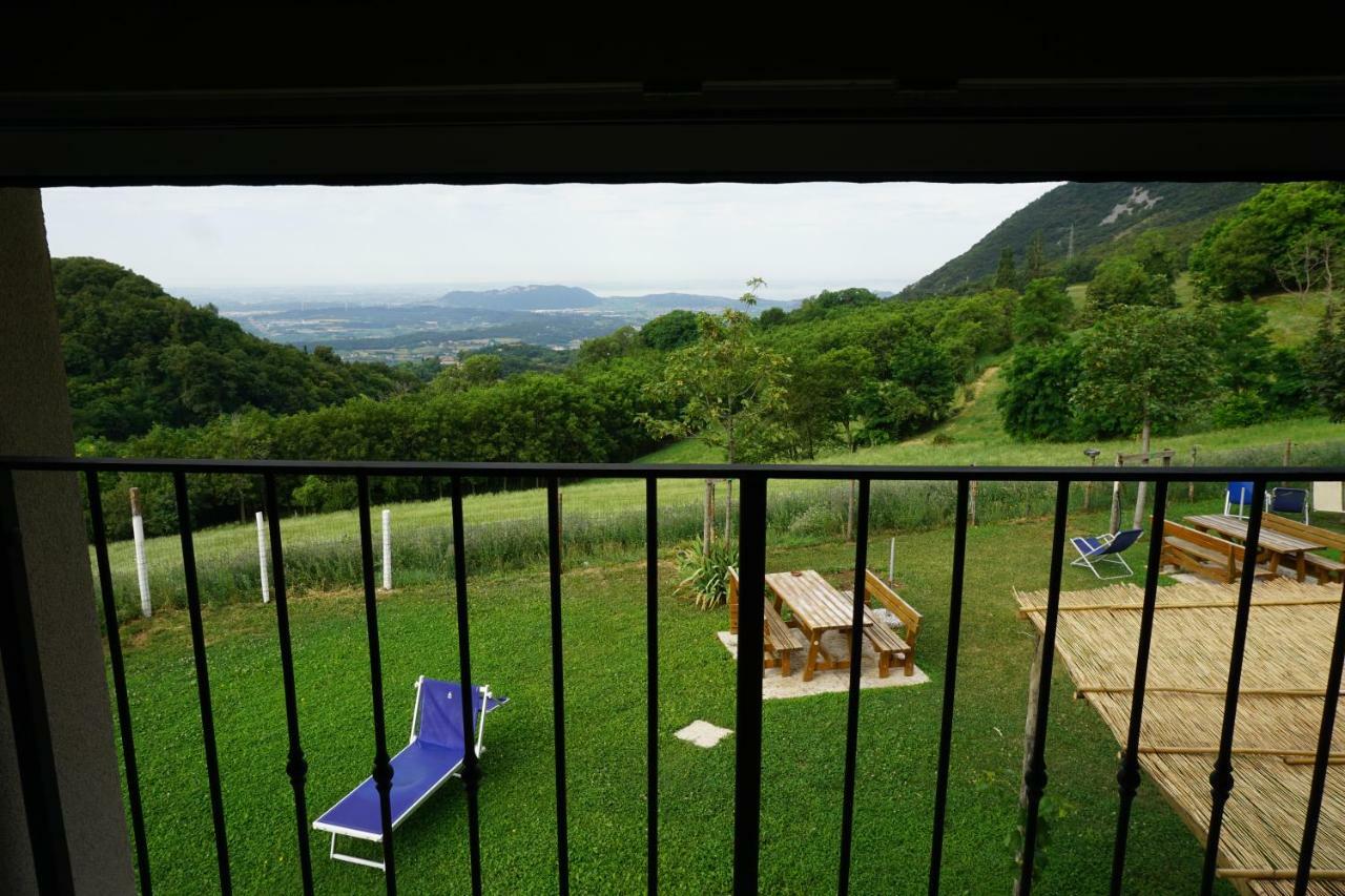 Agriturismo Fattoria Monte Baldo Vista Lago Каприно Веронезе Екстериор снимка