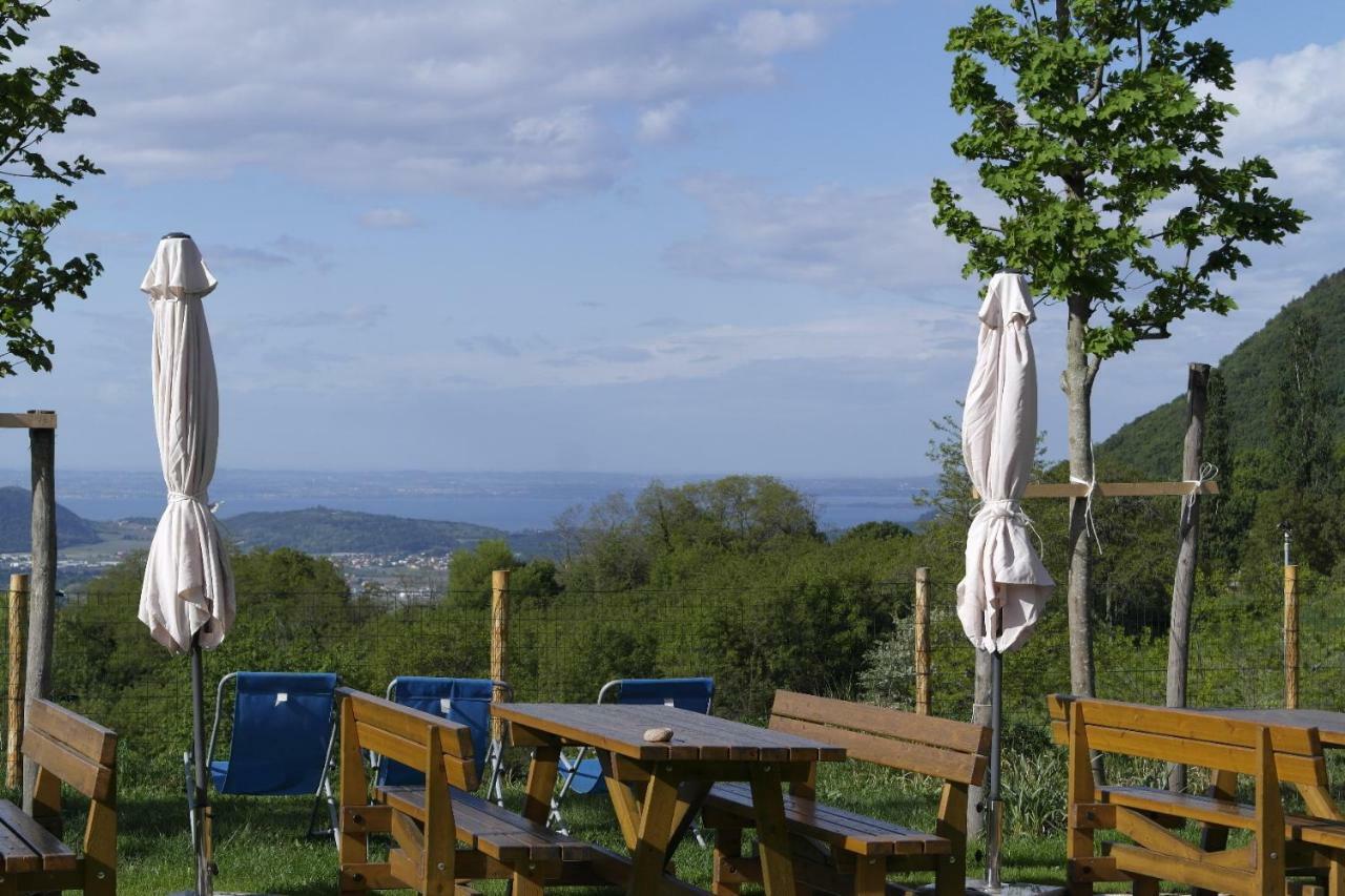 Agriturismo Fattoria Monte Baldo Vista Lago Каприно Веронезе Екстериор снимка